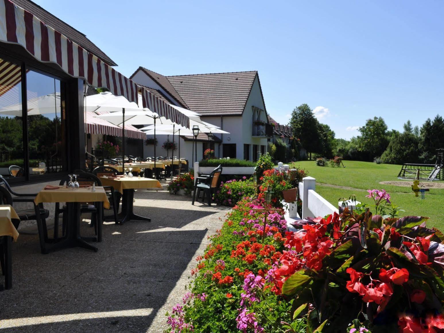 Hotel Restaurant Le Relais De Pouilly Dış mekan fotoğraf